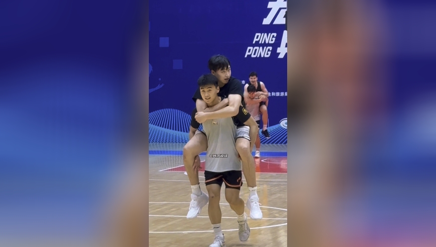 好久没有看齐麟打球了，依旧稳准狠美如画