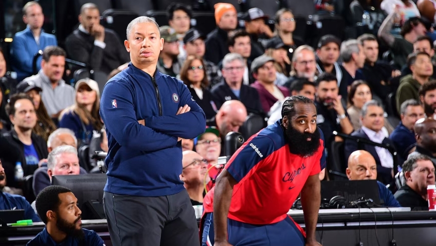 西部排名又变！湖火倔齐输球，太阳冲前六，快船5连败