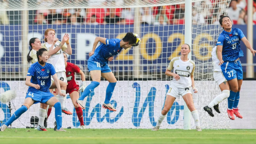开门红！武汉女足1-0险胜奥克兰联 姜晨璟替补绝杀 王霜进球被吹