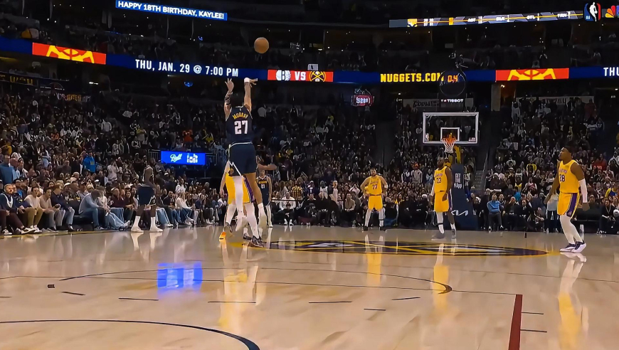 21日NBA官方十佳球：文班亚马隔扣卡佩拉 掘金穆雷后场压哨三分