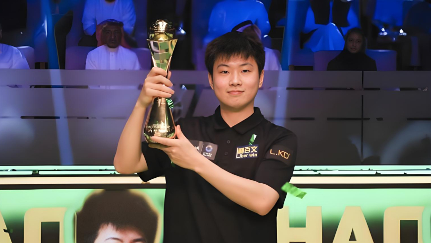 斯诺克离谱剧本！唐纳森赛点自摆乌龙，赵心童上演绝地反杀｜体坛名场面