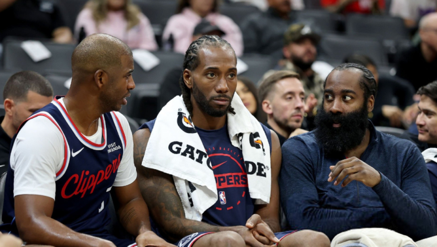 从5400万顶薪降到530万，哈登在努力帮你！但这么打，你离失业不远了