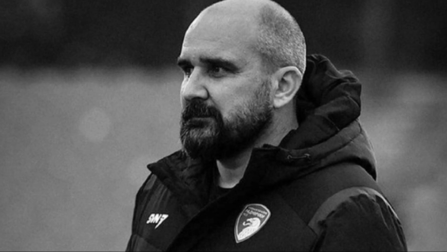 哀悼！塞尔维亚主帅比赛中突发心脏病去世 球员情绪崩溃 跪地痛哭