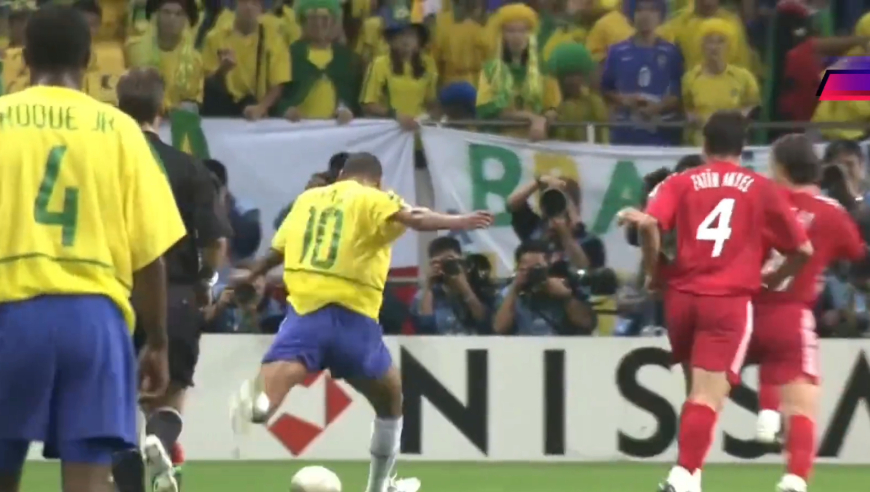 体坛记忆｜大罗用脚尖写就传奇，用最出人意料的方式解决战斗