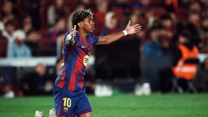 3-0！亚马尔助攻，18岁新星双响，巴萨险创造奇迹，马竞闯入决赛