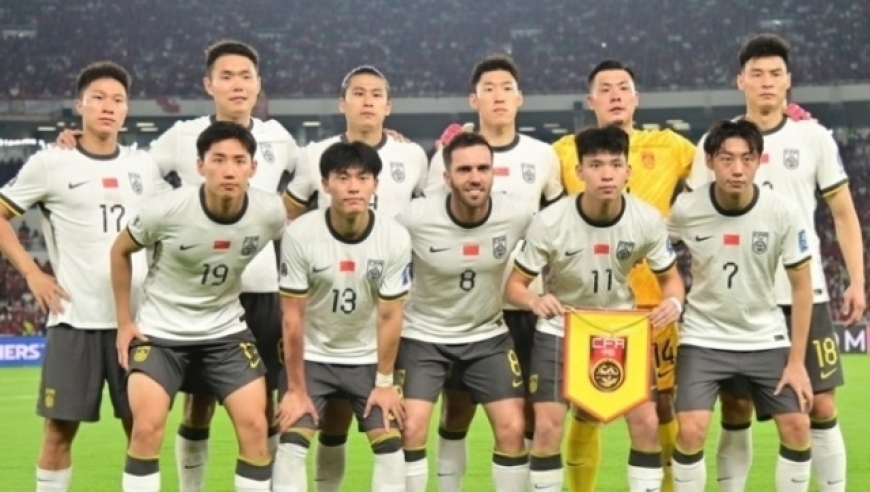 国足预计首发：王大雷继续先发！中后场让伊万头疼，王钰栋连场出战