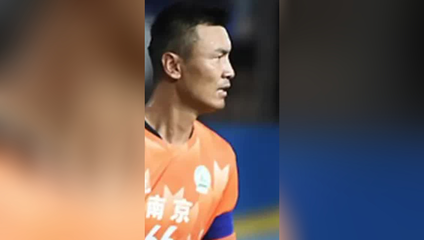 主场沸腾！南京队戈伟开场头槌破门，1-0领先扬州队