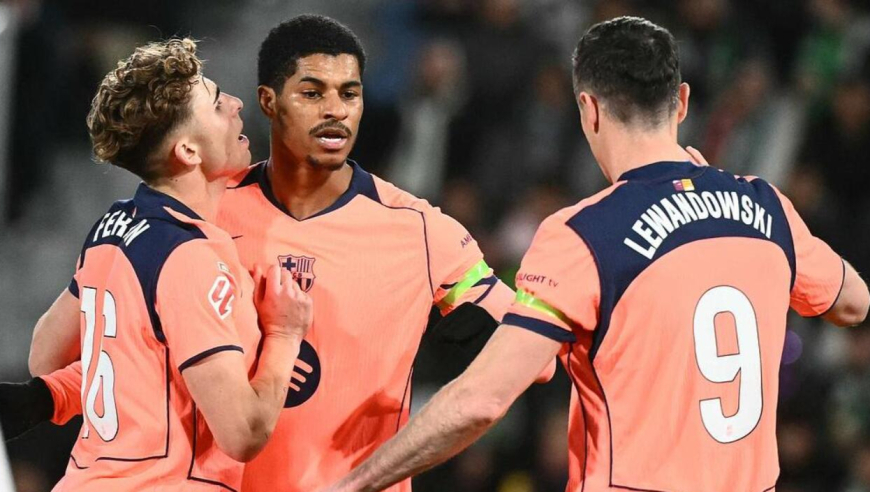 西甲-疯狂吐饼！巴萨3-1埃尔切，亚马尔、拉什福德破门，费兰进球+屡失良机