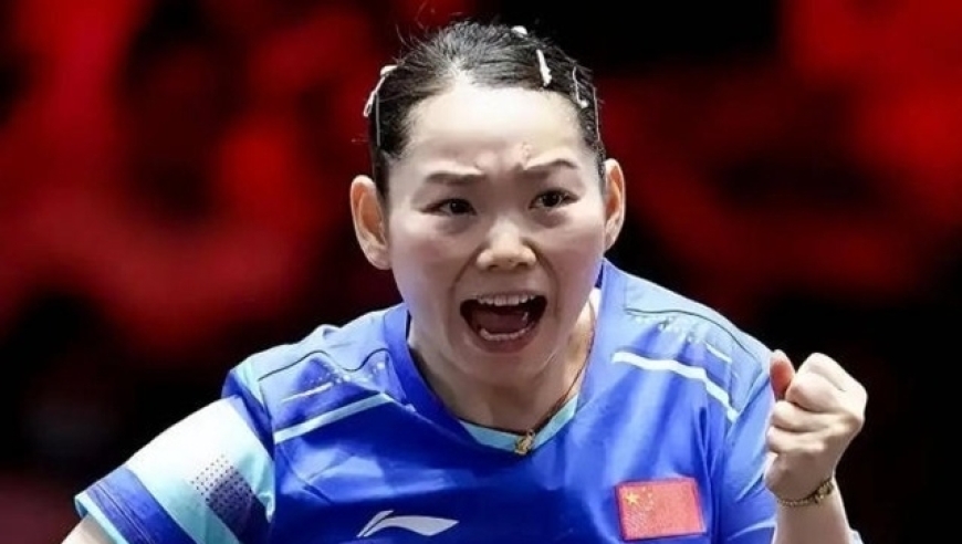 日本削球名将吃红牌，决胜局被罚分！国乒女将绝境逃生，让二追三大逆转！