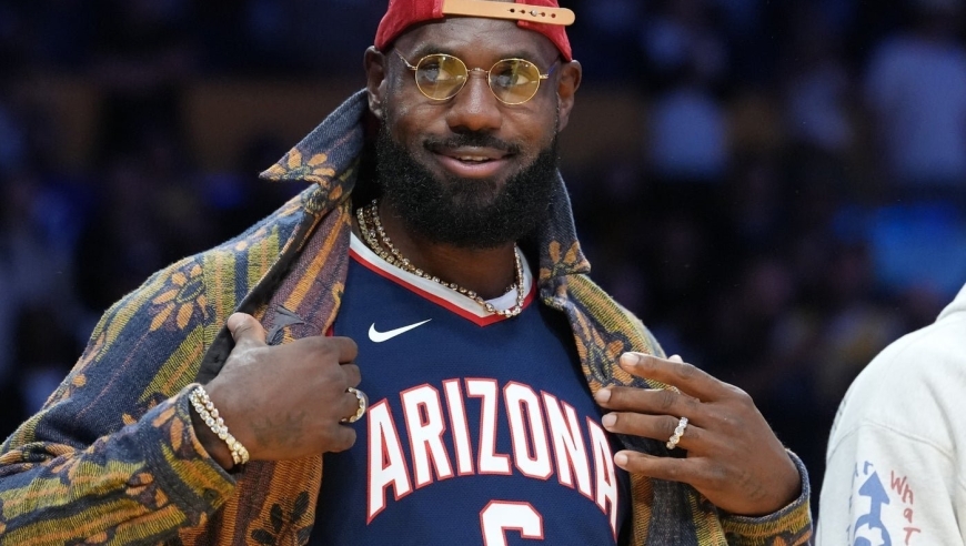 湖人官宣！詹姆斯正式获批参加对抗训练 或前往G联盟备战赛季首秀