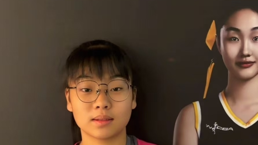 1米55的冯敏敏受邀广东女篮试训！凭&ldquo;神龙摆尾&rdquo;走红的她能否闯进职业篮坛？