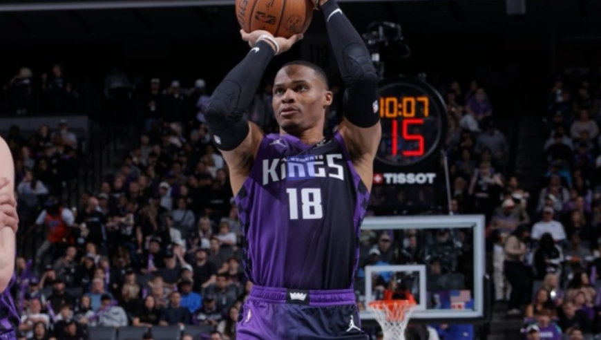 数据帝：10中0！妖星打铁成队史近37年首人 威少再创一项NBA纪录