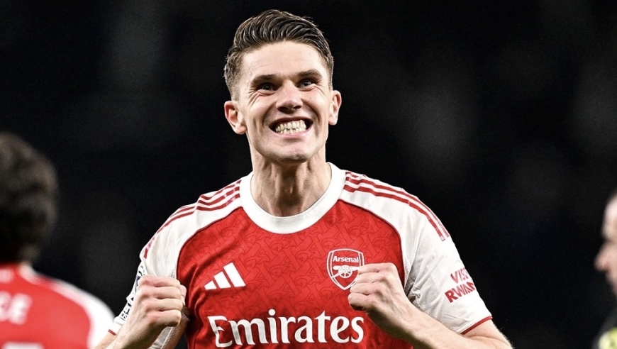 足坛一夜动态：阿森纳4-1热刺 利物浦1-0绝杀 巴萨3-0反超皇马