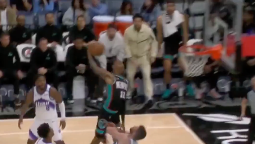 复出第1场！太残暴了！不交易了哈，我们莫兰特不交易了