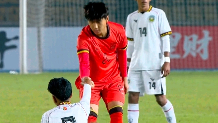 14-0！中国足球罕见狂胜，3人帽子戏法+2连胜小组第一，球迷欢呼沸腾