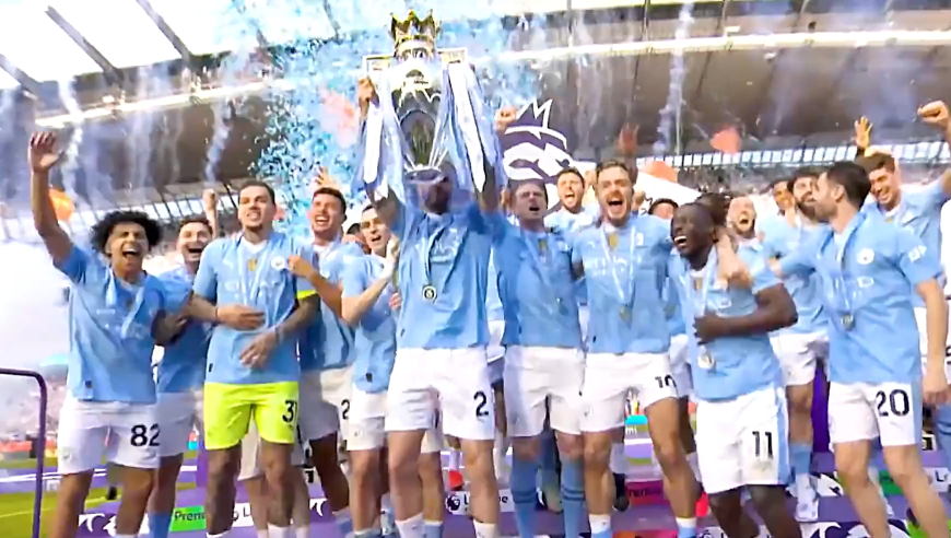 体坛记忆｜蓝月王朝，曼城三冠王之路！