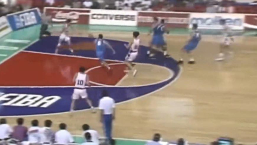 中国男篮10佳球：虎王孙军，男篮史上最全能前锋，最有灵性传球手｜国篮之光