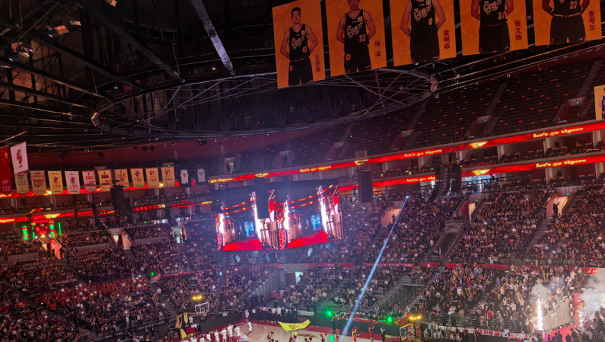 CBA积分榜：上海队积分追平广厦，青岛回升第四+北京排名第七