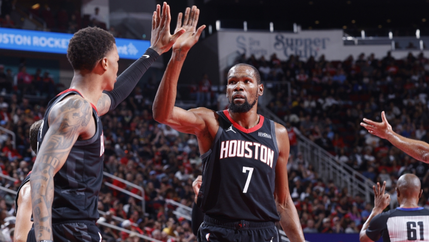 低迷！杜兰特14中5仅砍13分 最后3分钟没有出手