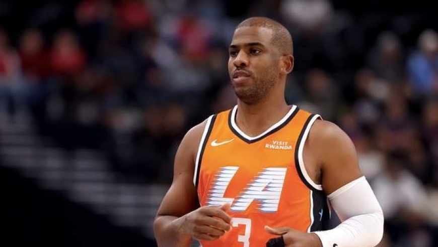 一夜3大消息！2笔签约达成，保罗怒斥快船变脸，字母哥争议言论