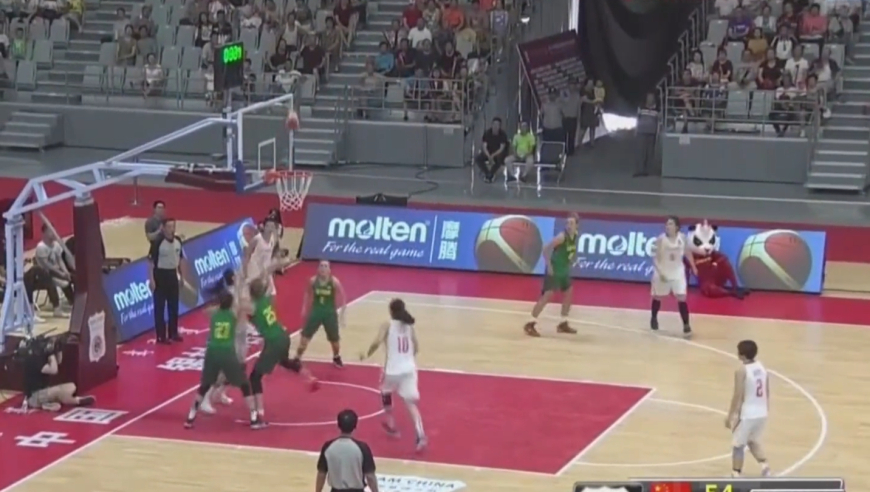 体坛记忆｜立陶宛女篮疯狂反扑，力挽狂澜的又是争议最大的她