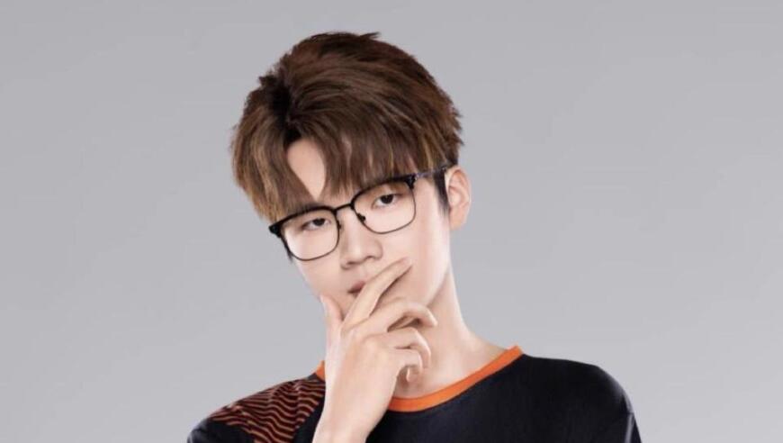 AG.花花发文：第一次踏出这一步，虽有不舍但没有不散的宴席