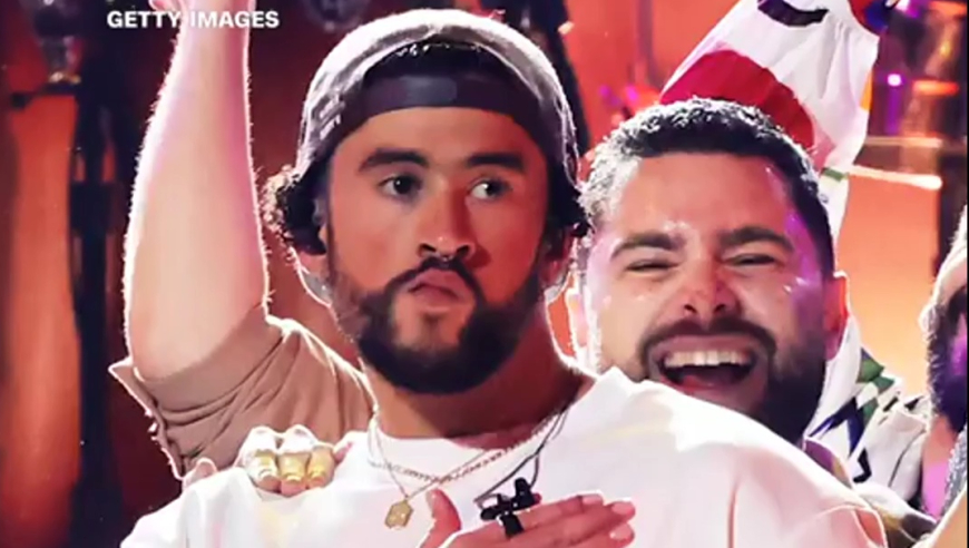 坏兔兔登超级碗中场秀，NFL瞄准6800万拉丁裔观众的商业野心.