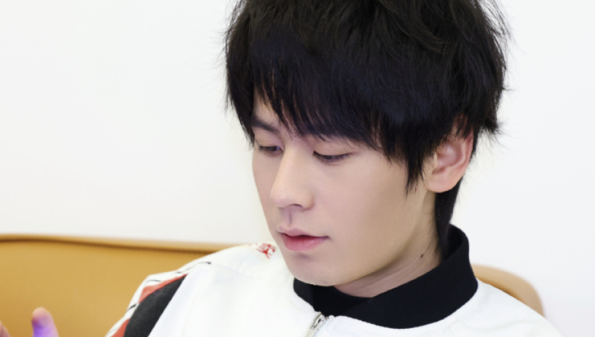 狼队终于输了，JDG终结狼队9连胜，无畏赵怀真辅助百分百胜率