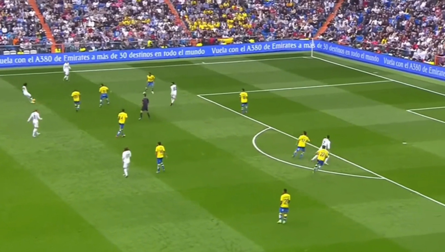 皇马传奇后卫曾被C罗&ldquo;锁喉&rdquo;｜体坛记忆