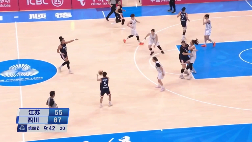 内线奥尼尔！大宝贝刘禹彤vs江苏集锦：5中4砍8分拿球几乎就进