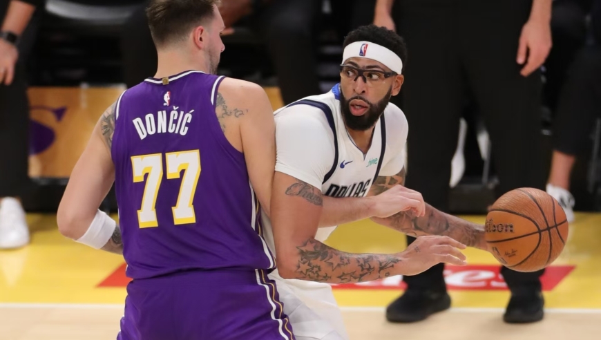 浓眉离队！9换4交易达成！诞生三赢家两输家，联盟格局又变了