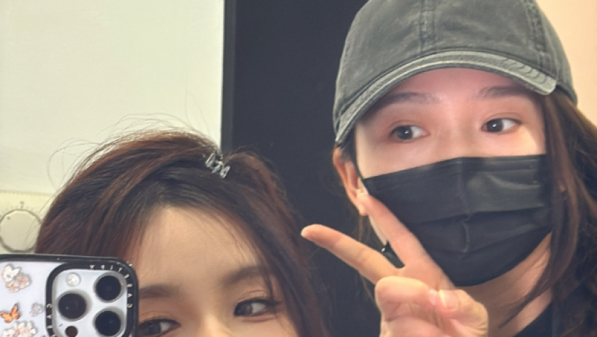 【LPL老婆】Rita身穿白色旗袍解说，白得简直在发光