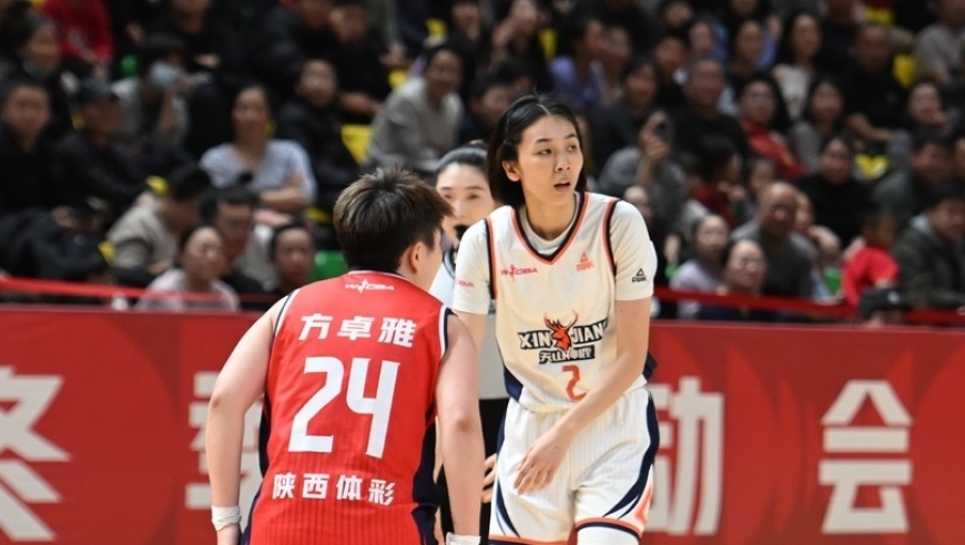 又美又能打！中国女篮35岁美女国手闪耀：生娃归来仍狠辣造六连胜