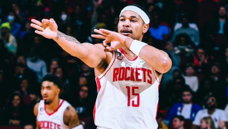 轰44+8+8，带队险胜！火箭旧将崛起，斯通苦寻之控卫近在咫尺，底薪就能签下