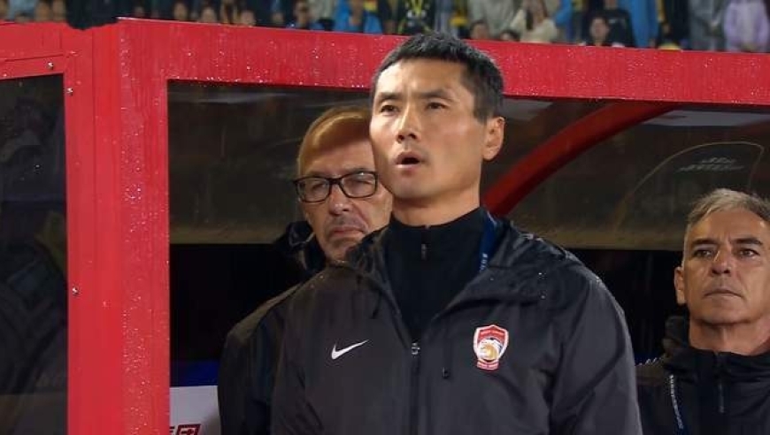 邵佳一照搬教练团队，国足新阵容有望年轻化 朱鹏宇+徐彬值得一试