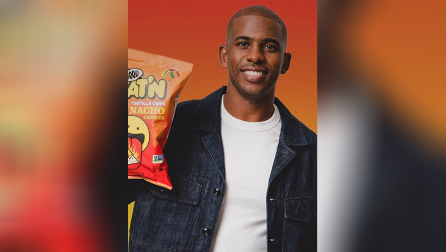 保罗更新社媒：与WNBA新星佩奇一起拍广告 品尝薯片表情搞怪