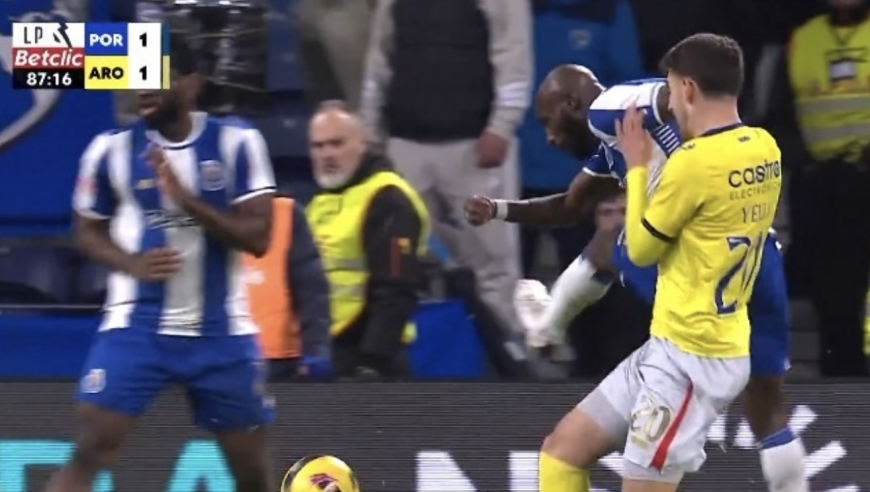 63岁穆帅崩溃？两手空空1年：葡超第1靠假点球取胜 本菲卡落后10分