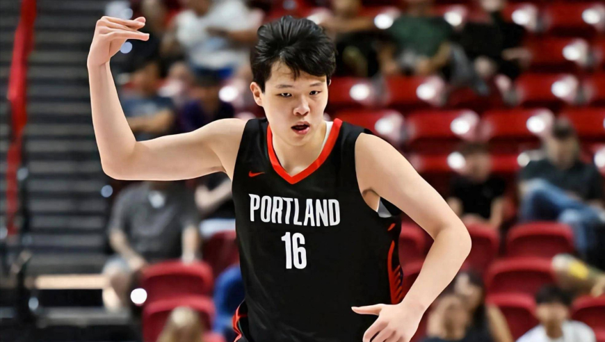 进攻欲极强！杨瀚森次节上场合集：三次出手+造犯规+抢断运球反击