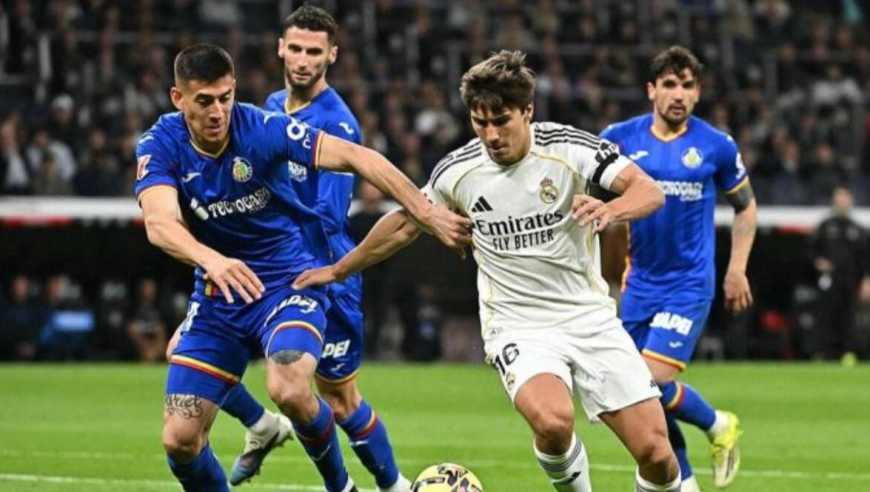 西甲-一败再败！皇马0-1赫塔费距榜首4分，吕迪格犯规争议，马斯坦托诺直红