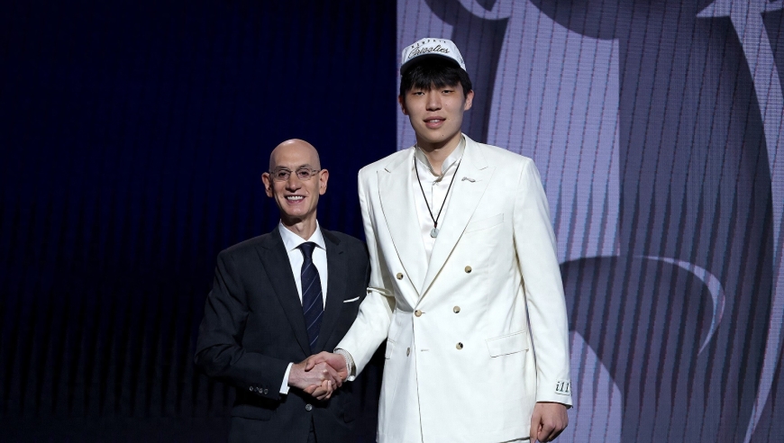 首轮选秀结束，一夜6笔交易达成！开拓者1换4杨瀚森+太阳3换1马威