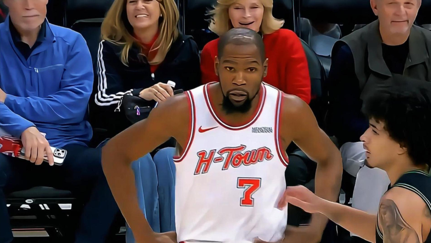 火箭鹈鹕最后时刻：杜兰特跳投+罚球超越诺维茨基 提前下场迎接欢呼