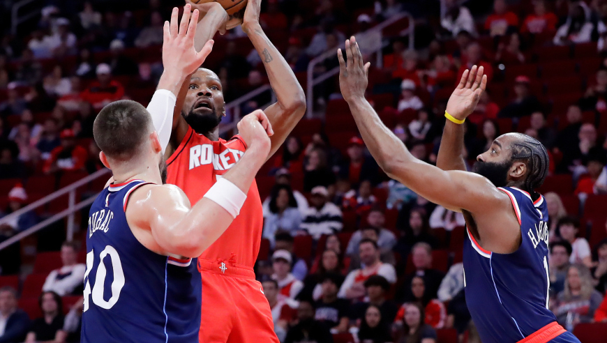 哈登故地重游，火箭2分险胜！赢球难掩3大问题想争冠交易势在必行