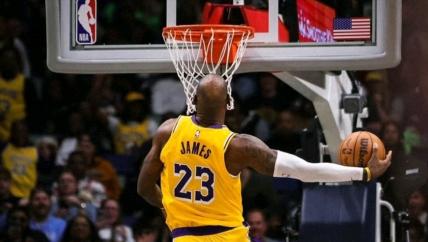 41岁还在扑地板球！詹姆斯到底退不退役？Shams说出了大实话