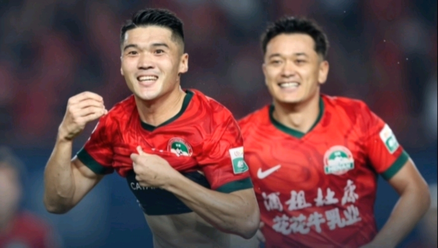 压着对手打！慢镜还原河南2-0北京国安全程，全场球迷沸腾庆祝