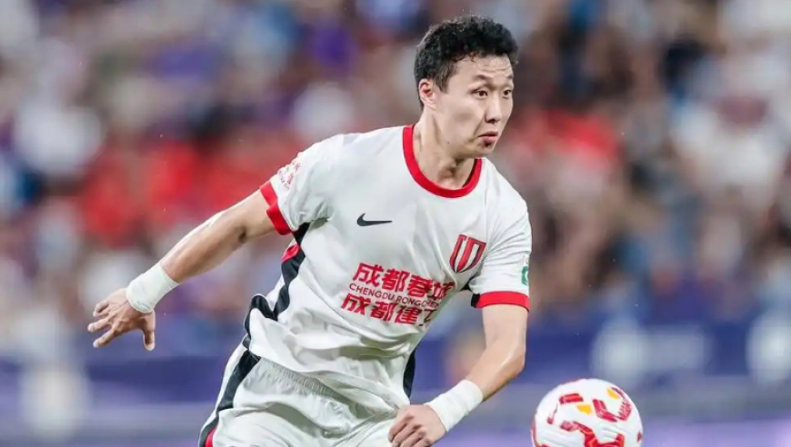 4连冠在望？海港开启引援模式，连签中国男足3员猛将！距完美只差一步