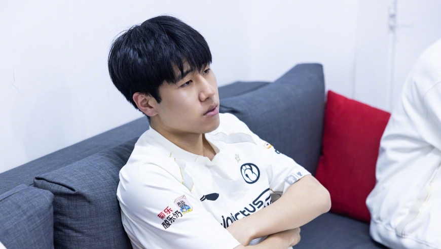 外网热议IG击败JDG：Scout不像职业选手！Theshy迎来职业第二春