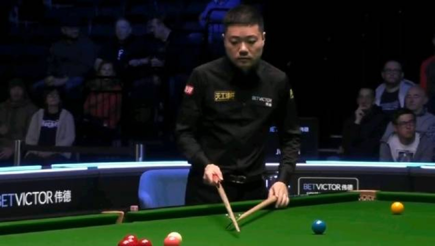 英国公开赛第二轮交手记录：丁俊晖3-3塞尔特 赵心童2-2利索夫斯基