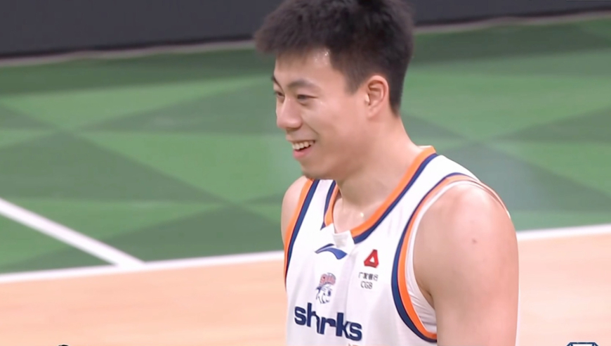 首次对阵旧主！张镇麟16分集锦 空接暴扣秀翻天