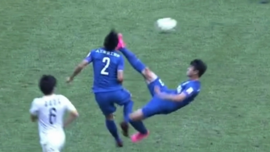 国足十大名场面！踢球我们不行，搞笑却是认真的！