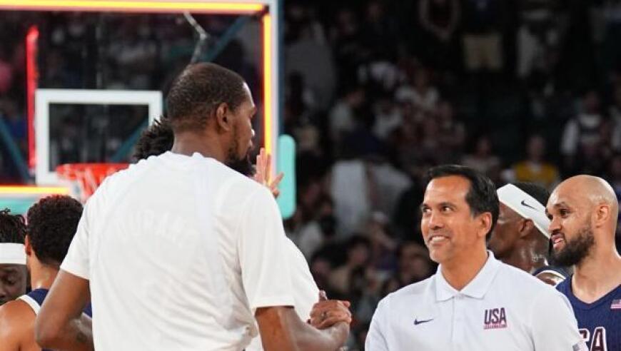 KD继续请战2028年奥运会 斯波：他愿意来很了不起！